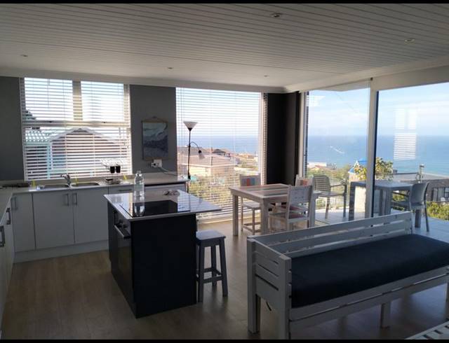 1 BEDROOM PROPERTY TO RENT IN DANA BAY